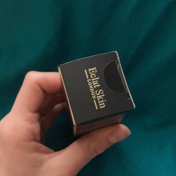 ECLAT SKIN LONDON
Purifying Black Peel-Off Mask, Brand New, Sealed - Picture 4 of 6